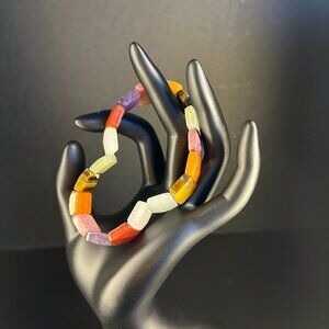 Colored polished stone bracelet
